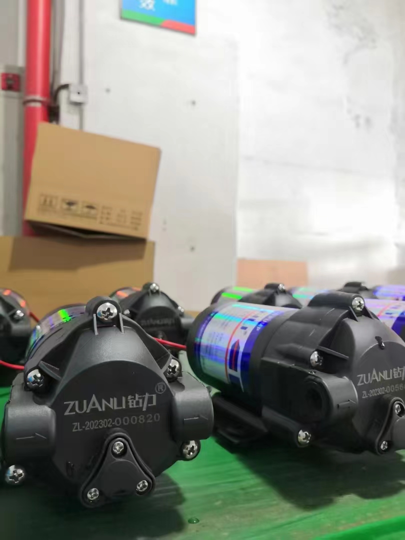 El continente FirSr de la exportación de la bomba RO.